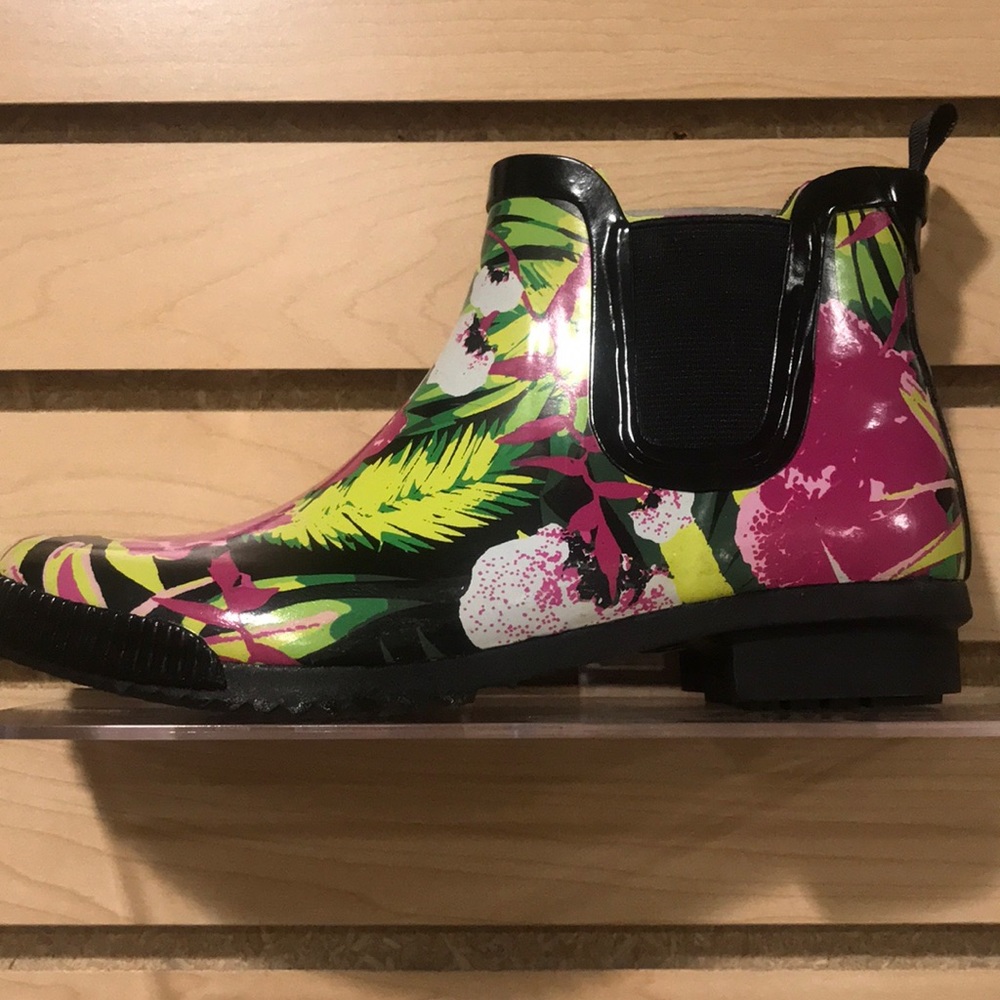 NIB Cougar Regent Flora Waterproof Rain Boot
